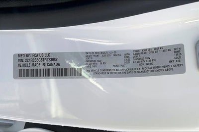 2026 Chrysler Pacifica Select