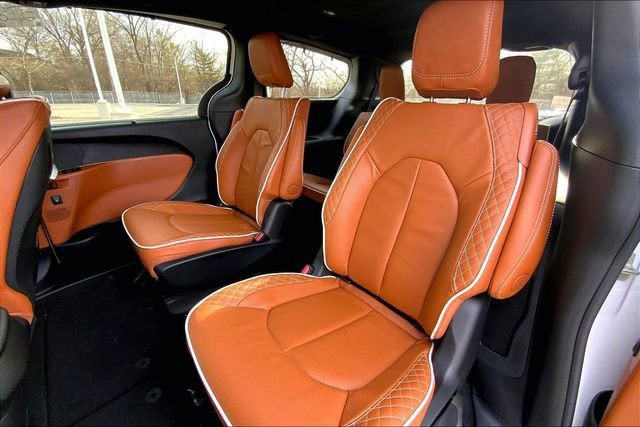 2026 Chrysler Pacifica Pinnacle