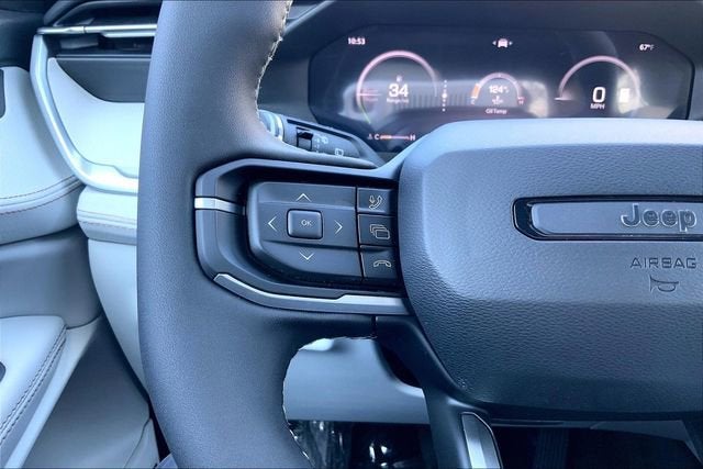 2026 Jeep Cherokee Overland