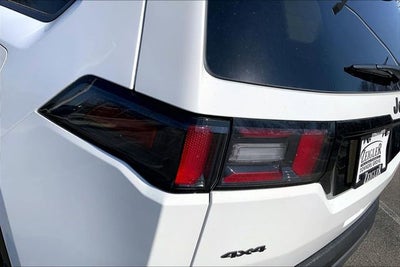 2026 Jeep Cherokee Overland