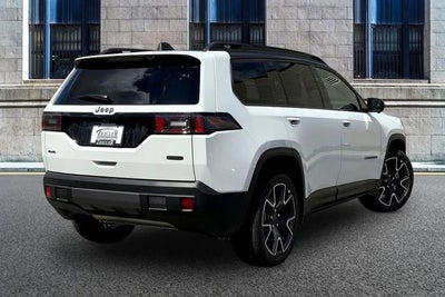 2026 Jeep Cherokee Overland