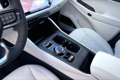 2026 Jeep Cherokee Overland