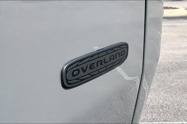 2026 Jeep Cherokee Overland