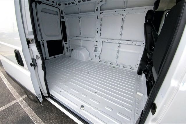 2026 RAM ProMaster Cargo Van Tradesman