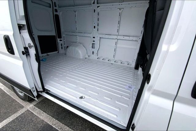 2026 RAM ProMaster Cargo Van Tradesman