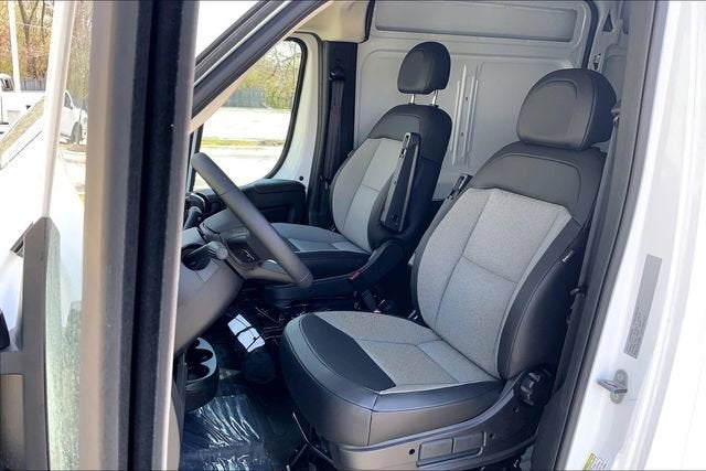 2026 RAM ProMaster Cargo Van Tradesman