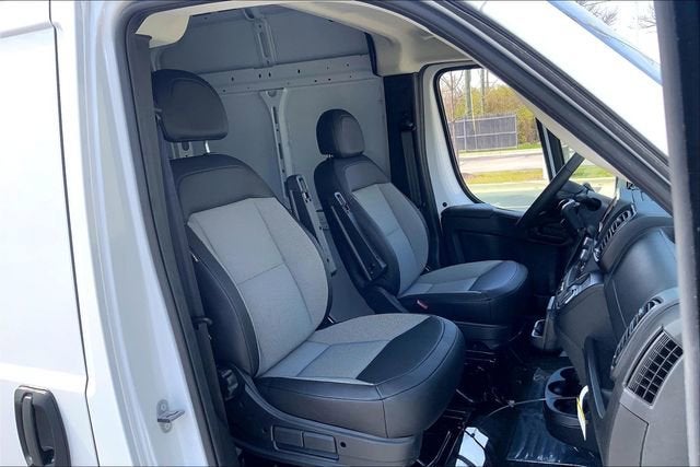 2026 RAM ProMaster Cargo Van Tradesman