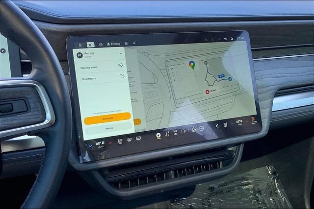 2025 Rivian R1S Adventure