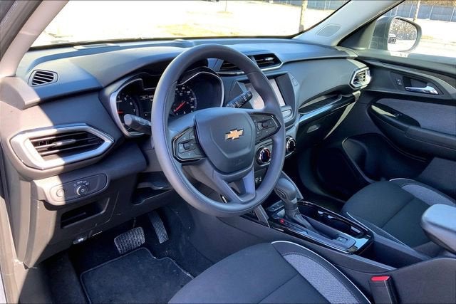 2022 CHEVROLET TRAILBLAZER - Image 13